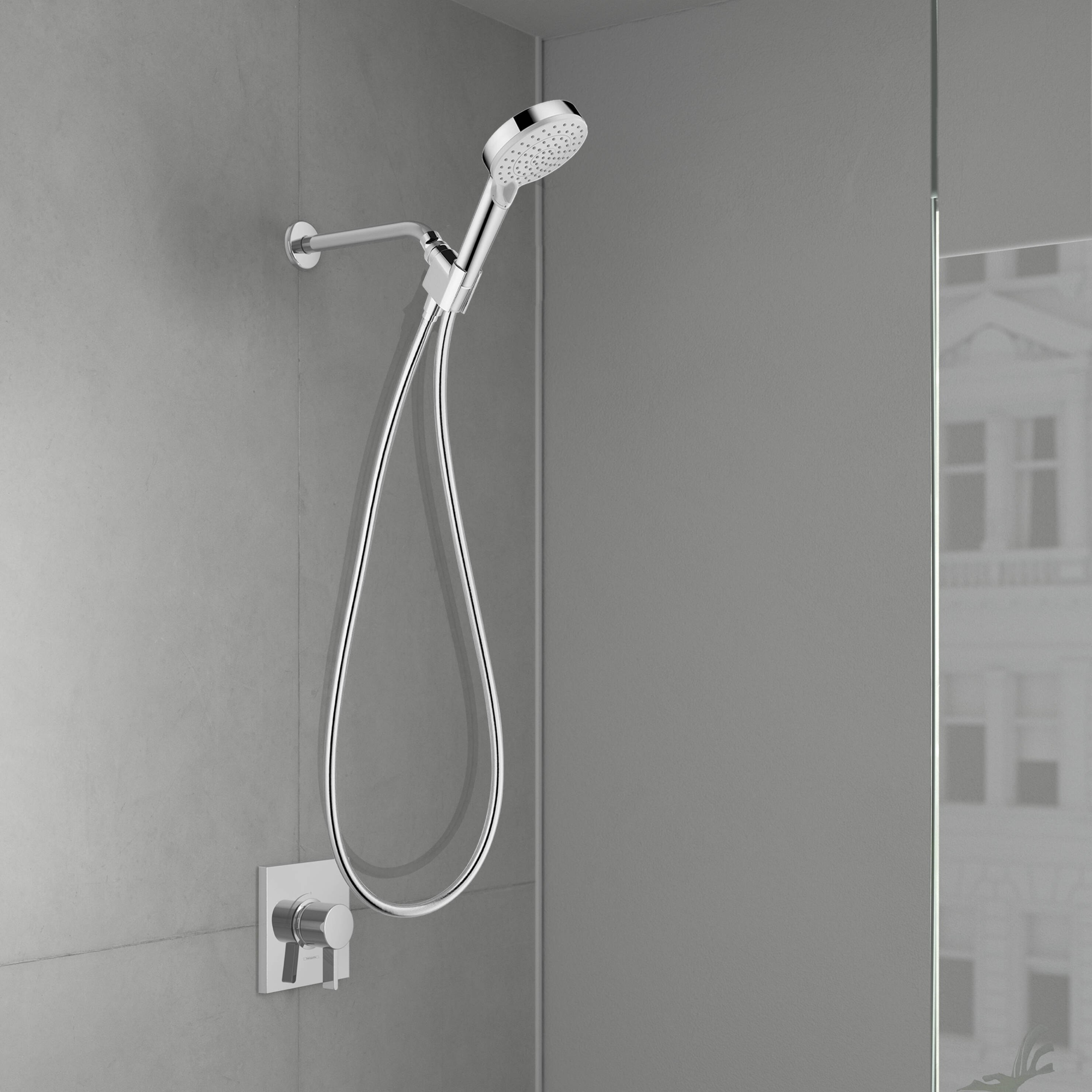 Sink in Wood with Vernis 3-hole faucet. Sink in Wood with Vernis 3-hole faucet.