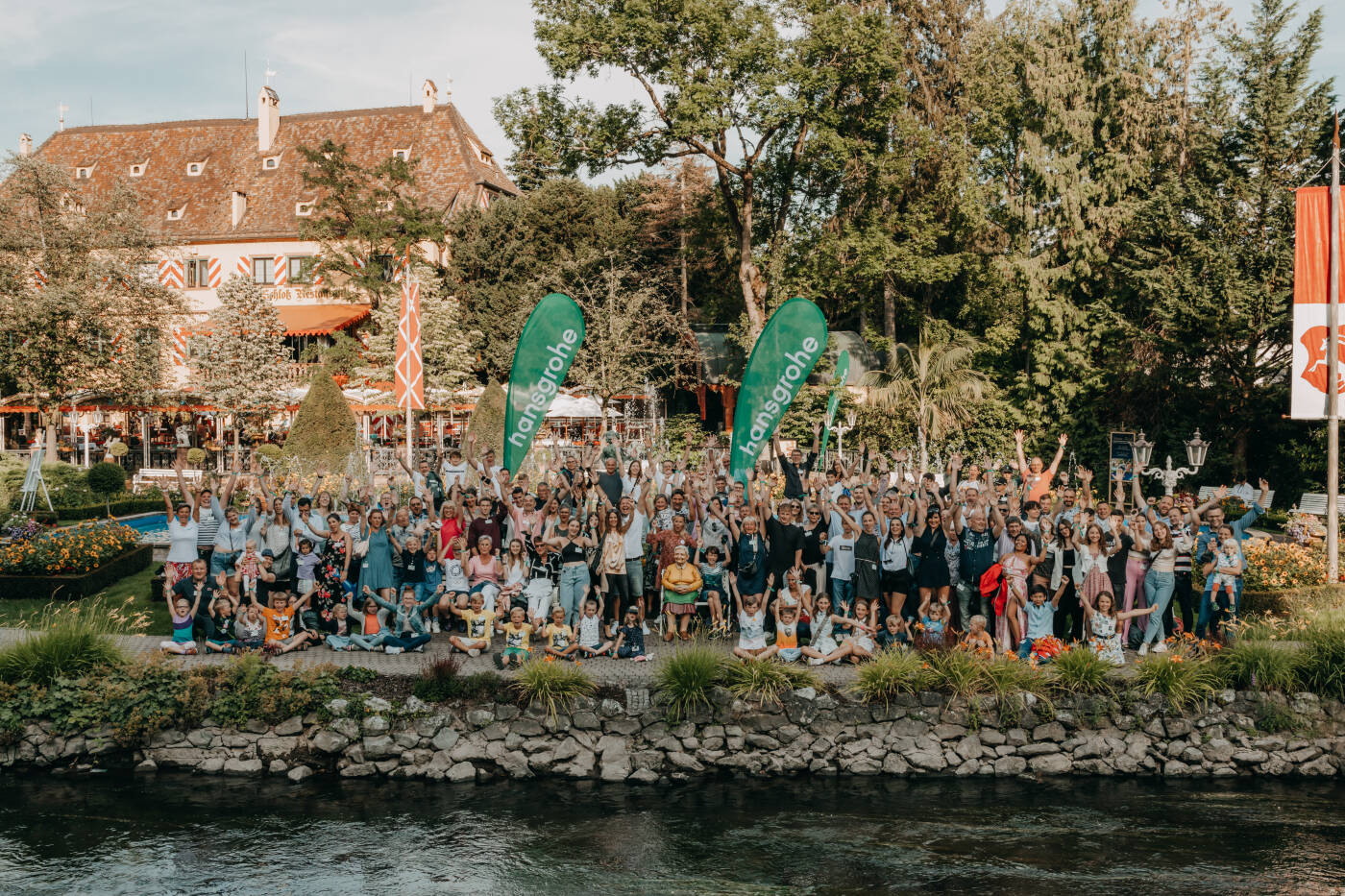 Unser Familienfest bringt die gesamte hansgrohe Familie zusammen, weckt Begeisterung bei Groß und Klein und lässt alle Augen funkeln. 