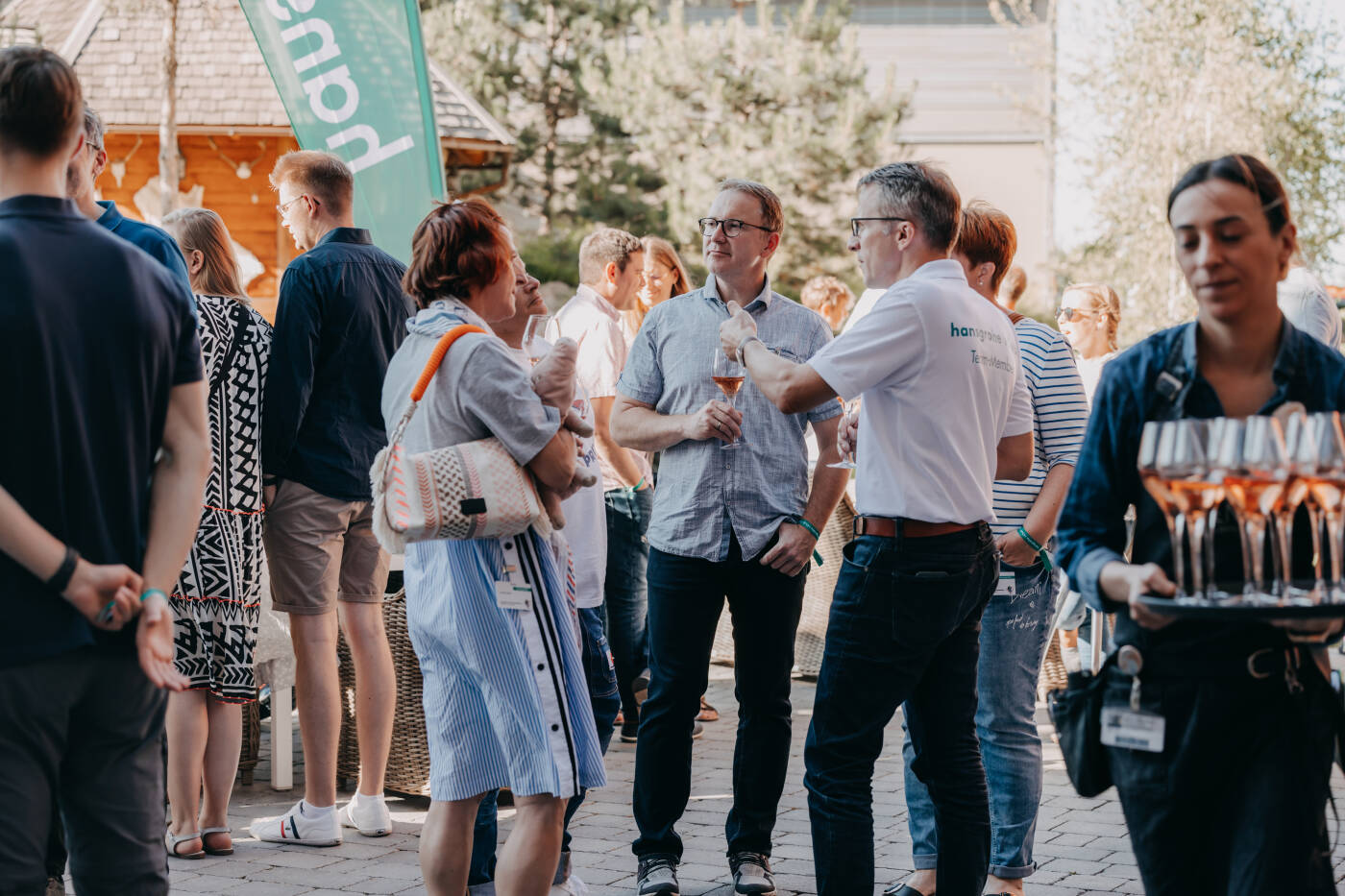 Austausch & Netzwerken mit Gleichgesinnten kommt auf unseren Veranstaltungen nicht zu kurz. Gemeinsam teilen wir die Leidenschaft für das Handwerk.