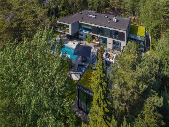 Die Villa umgeben in der Natur. Die Villa umgeben in der Natur.
