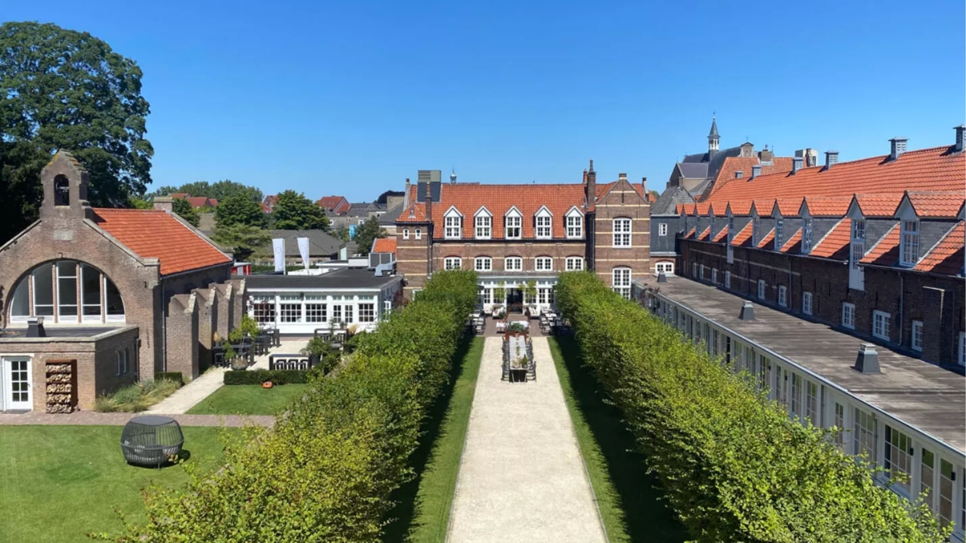 De hotelkamers – zes suites, zes verhalen