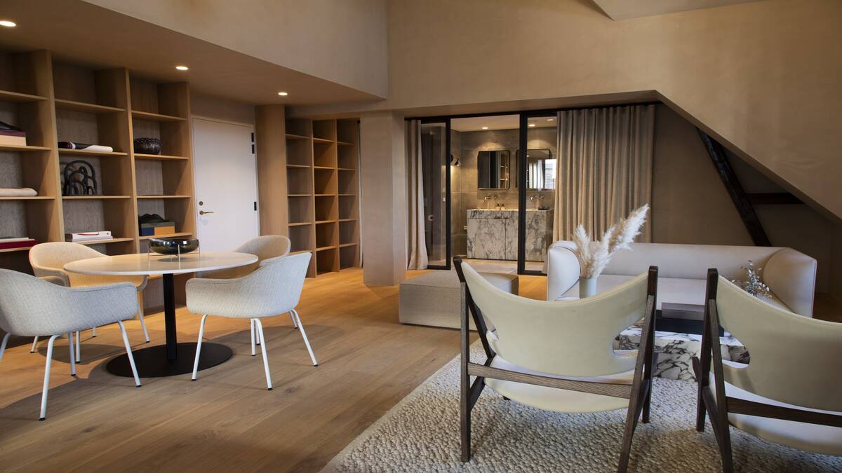 Moderne rom på hotellet “The Audo”.