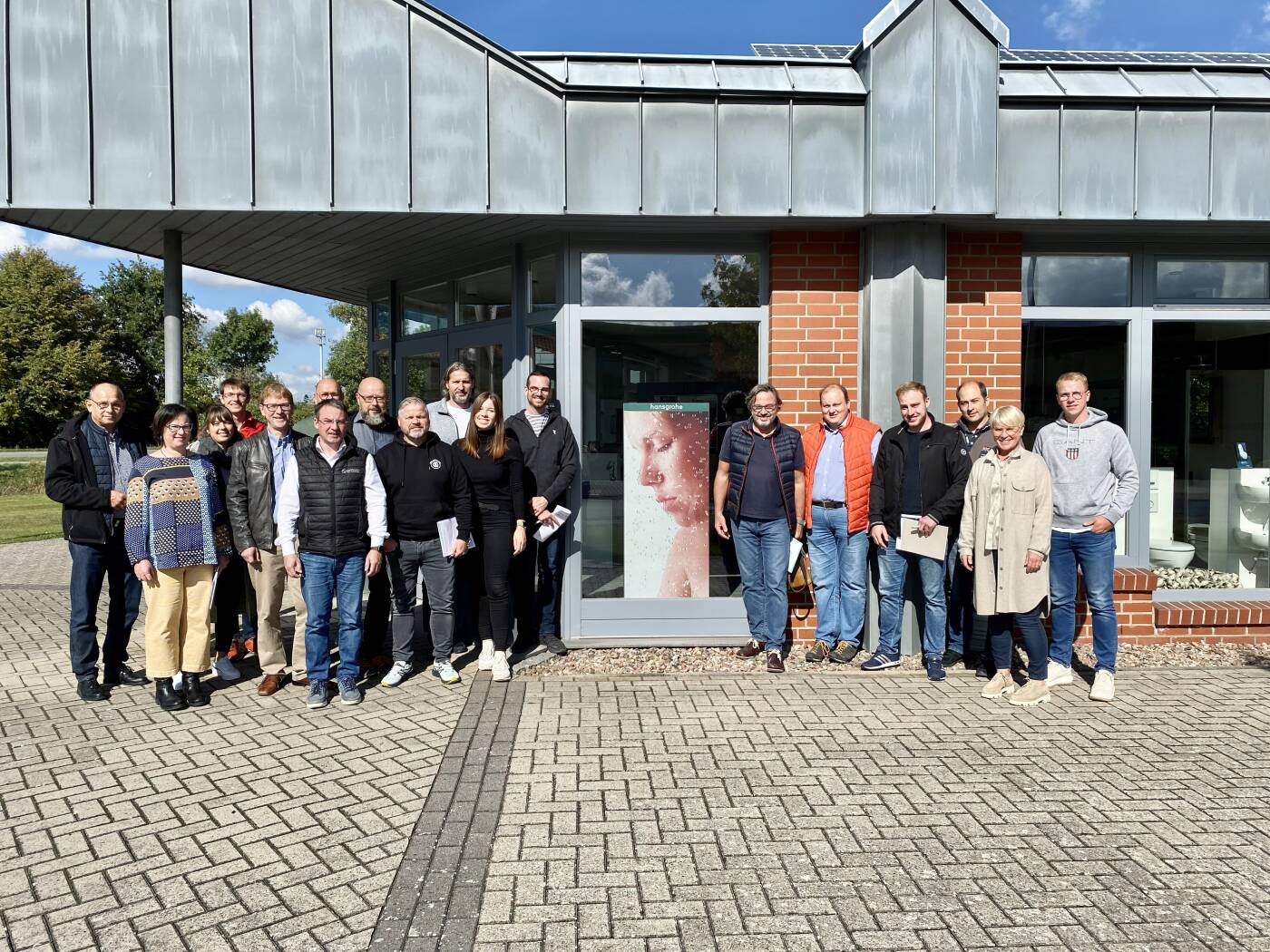 ERFA: Kollegialer Austausch, gemeinsames Wachsen und Betriebsbesichtigungen. Hier mit unserer neuen ERFA-Gruppe zu Besuch bei Fa. Bernd Muhle GmbH in Goldenstedt.