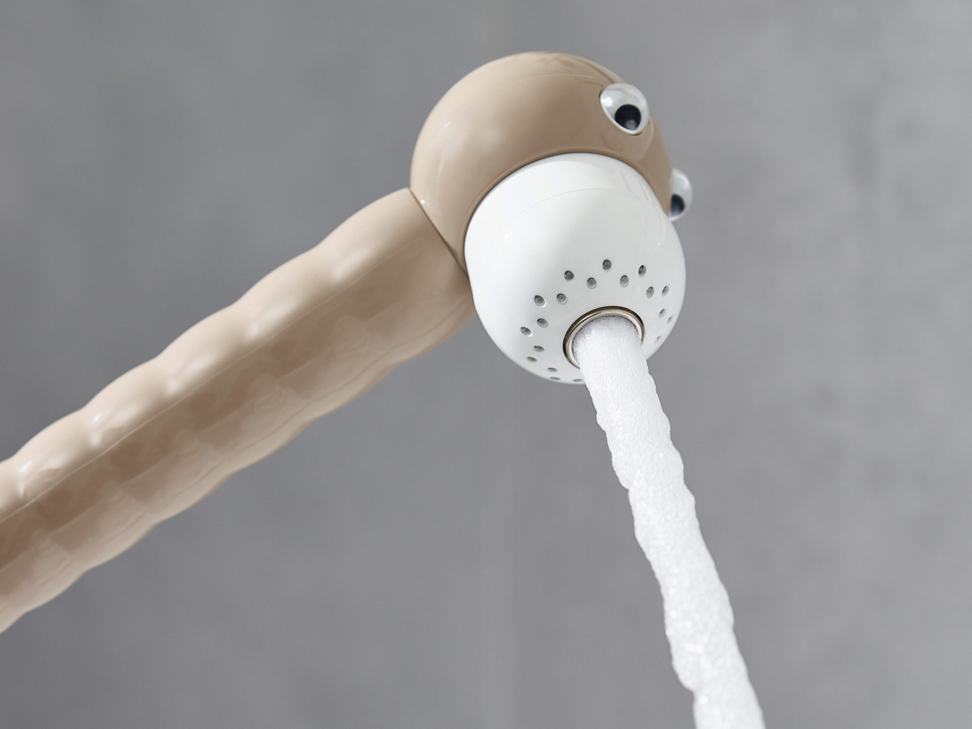 Jocolino children's shower for more fun in the bathroom