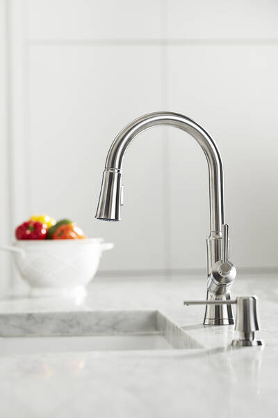 Joleena faucets for the kitchen | hansgrohe CA