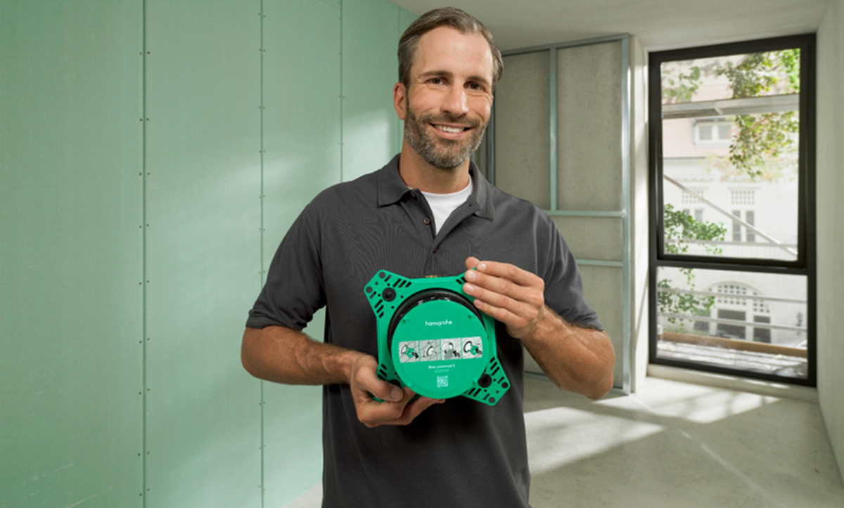 iBox Universal 2 wird montiert