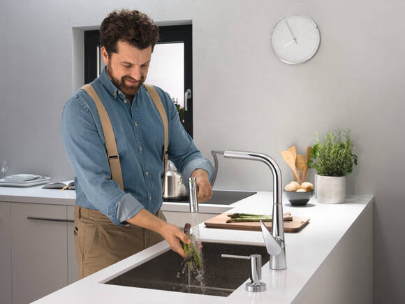 Kitchen Taps With Intelligent Features