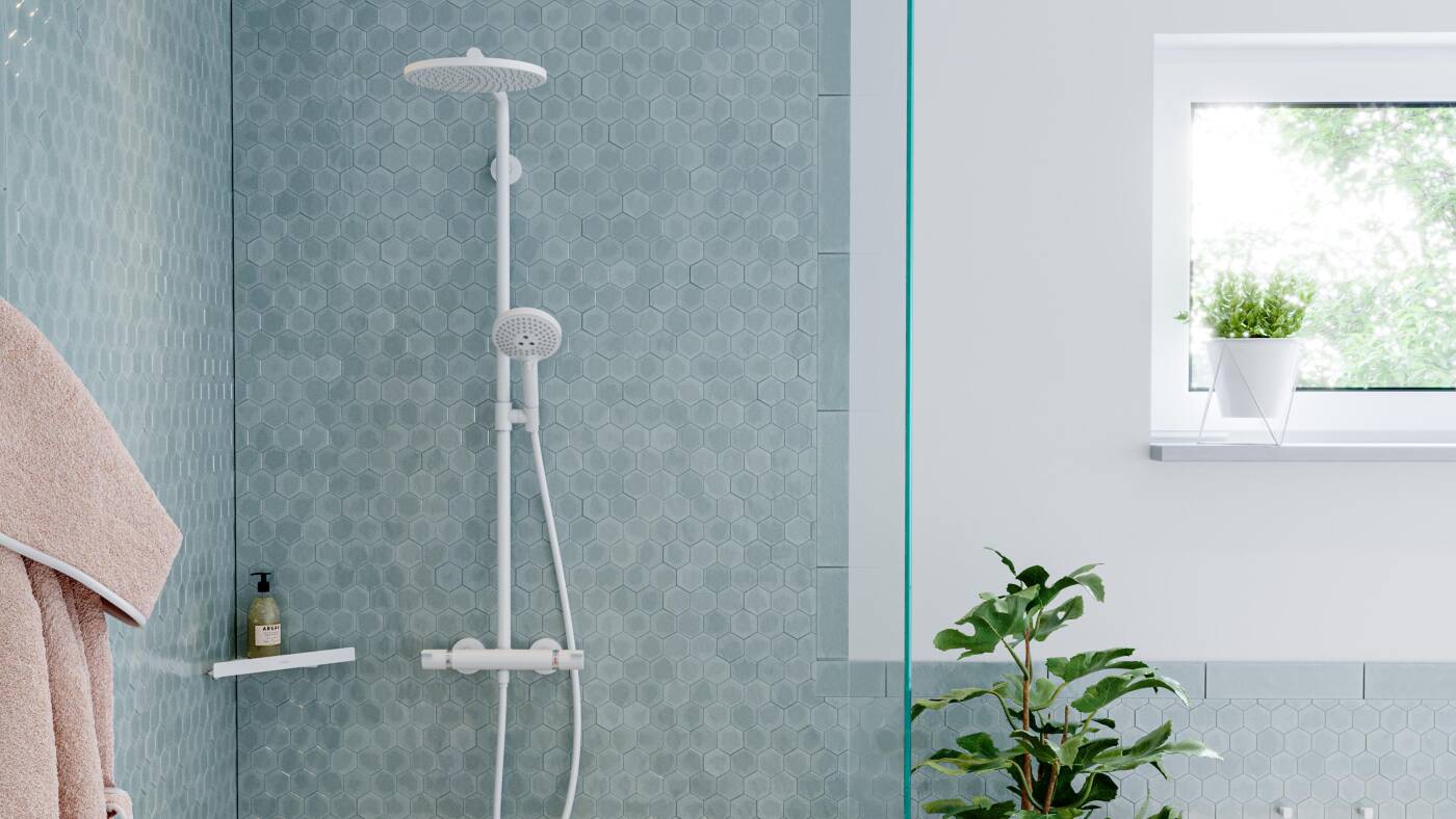 通过汉斯格雅 AddStoris 系列营造哑光白色的淋浴氛围。