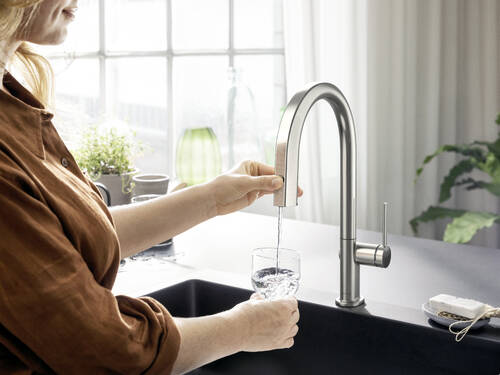Mūsdienīgais hansgrohe virtuves jaucējkrāns Aqittura M91.