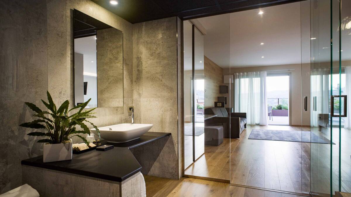 Den eleverte verden av naturlig skjønnhet fremheves av AXOR Lampshower.