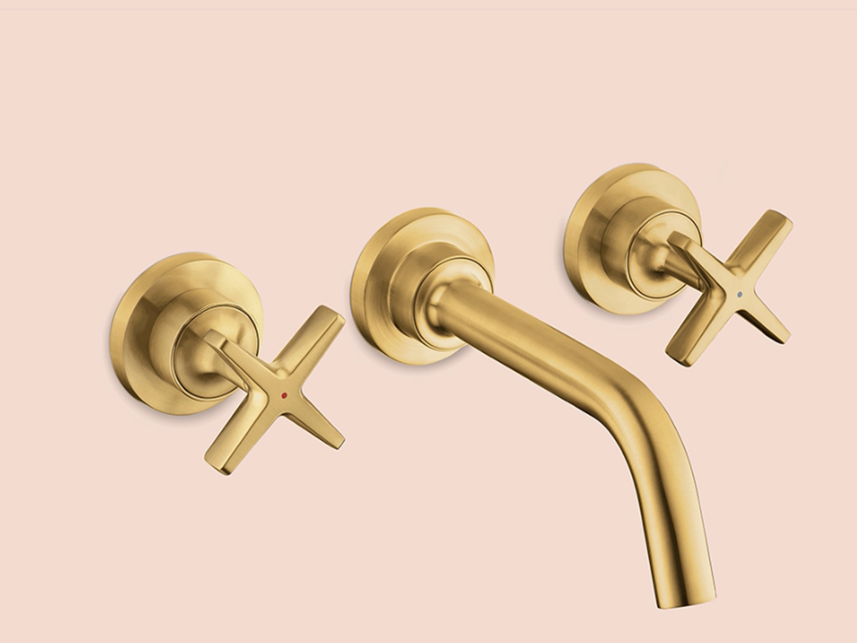 AXOR Citterio M with AXOR Citterio E handles and AXOR Citterio escutcheon in Brushed Gold Optic