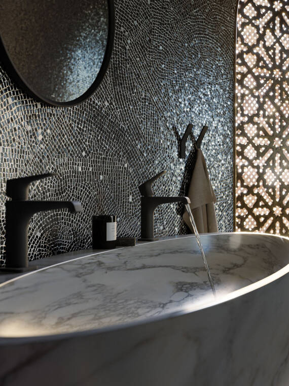 A medium shot of Hadi Teherani's bathroom concept with AXOR Citerio E. A medium shot of Hadi Teherani's bathroom concept with AXOR Citerio E.