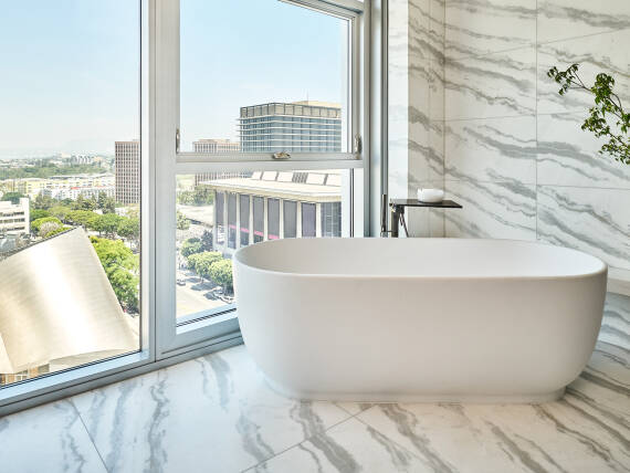 AXOR Massaud Wannenarmatur.