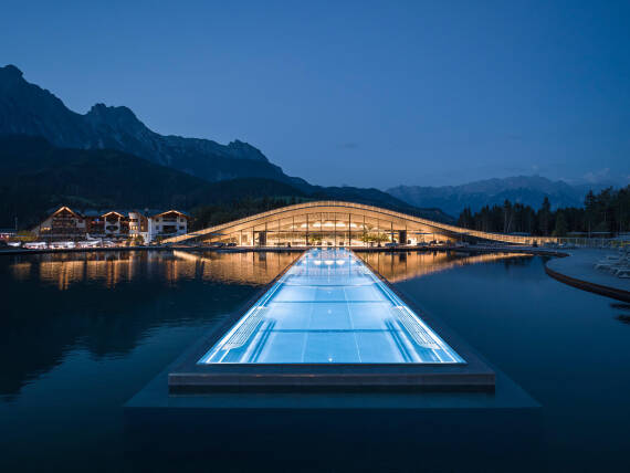 The 50 meter long infinity pool of the Atmosphere The 50 meter long infinity pool of the Atmosphere