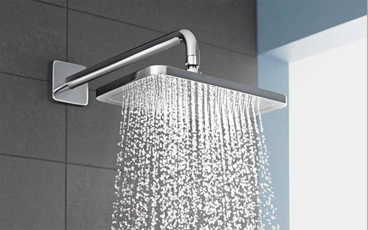 hansgrohe Croma 04908820 - Juego completo de ducha con sistema de ducha y  bañera, 1 pulverizador, fácil control en níquel cepillado, válvula de ducha