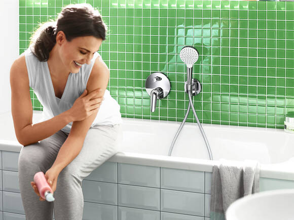 Set de ducha Hansgrohe Crometta Vario con jabonera | Almacén Fontanería