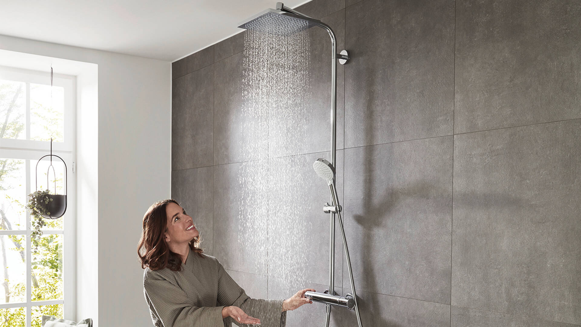 Modernit Crometta suihkujärjestelmät arjen suihkuhetkiin