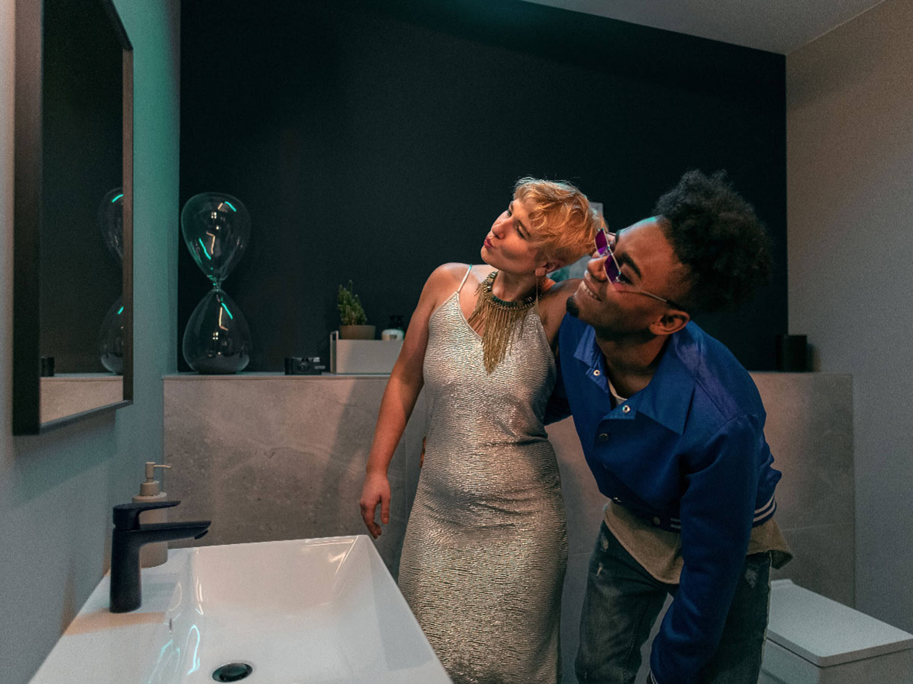 Photo from the #CreateAsYouAre campaign by hansgrohe, sink. Photo from the #CreateAsYouAre campaign by hansgrohe, sink.