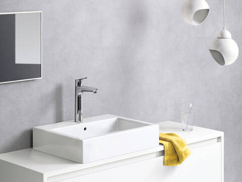 hansgrohe Focus, for more room at the wash basin.