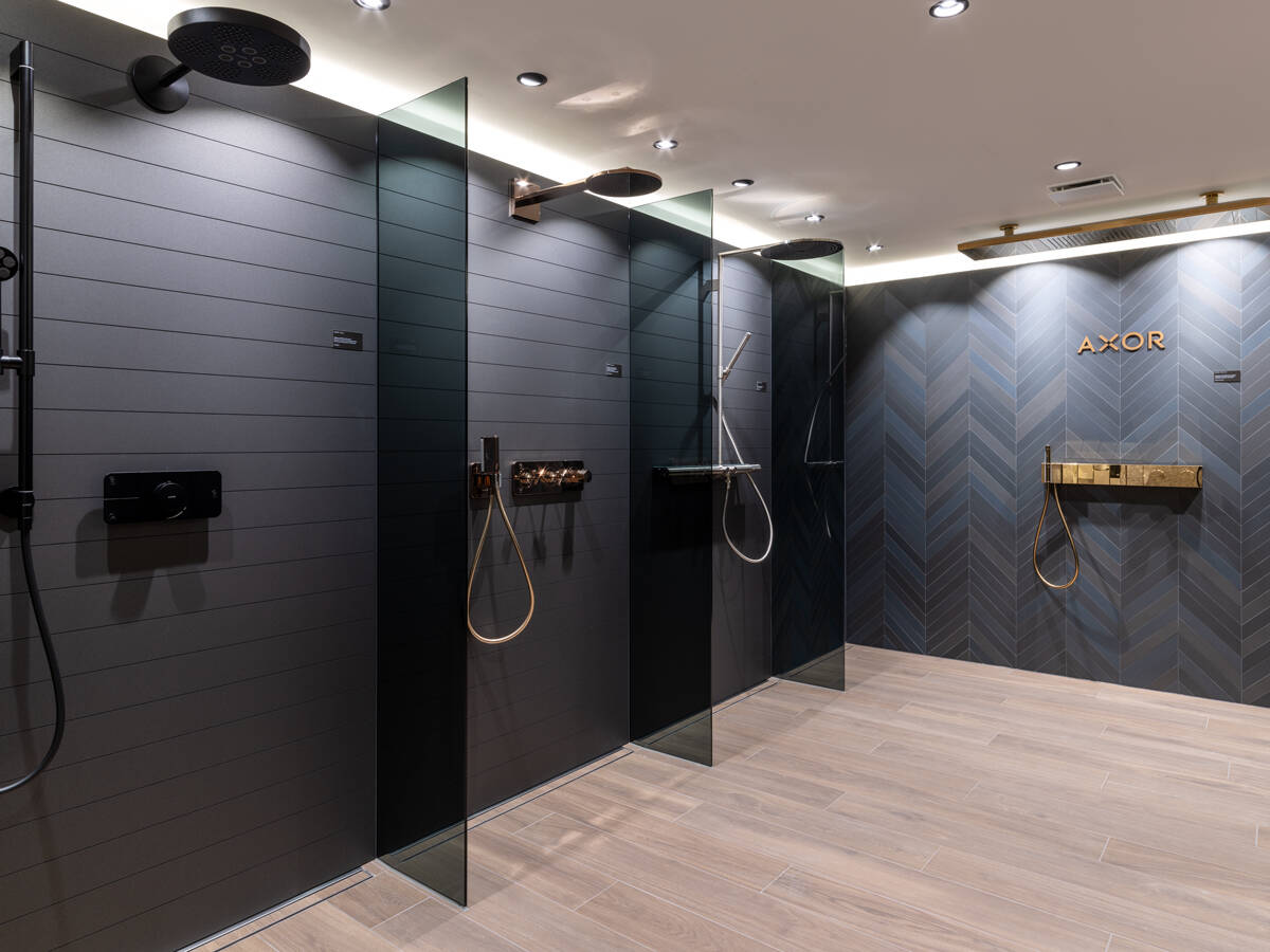 Test hansgrohe showers.