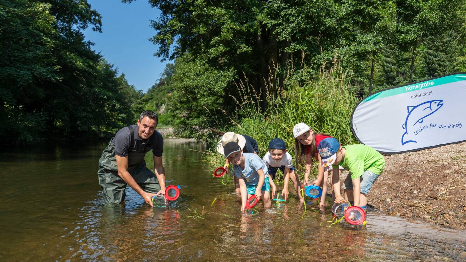 Hansgrohe CSR: we’re committed to salmon in the Kinzig river. Hansgrohe CSR: we’re committed to salmon in the Kinzig river.