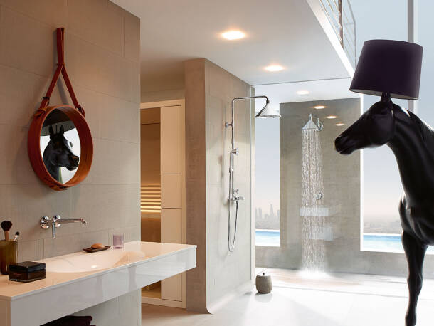 Entwurf von Front Design für ein Bad mit AXOR ShowerProducts. Entwurf von Front Design für ein Bad mit AXOR ShowerProducts.