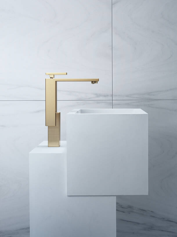 AXOR Edge collection: faucets as a piece of art. AXOR Edge collection: faucets as a piece of art.