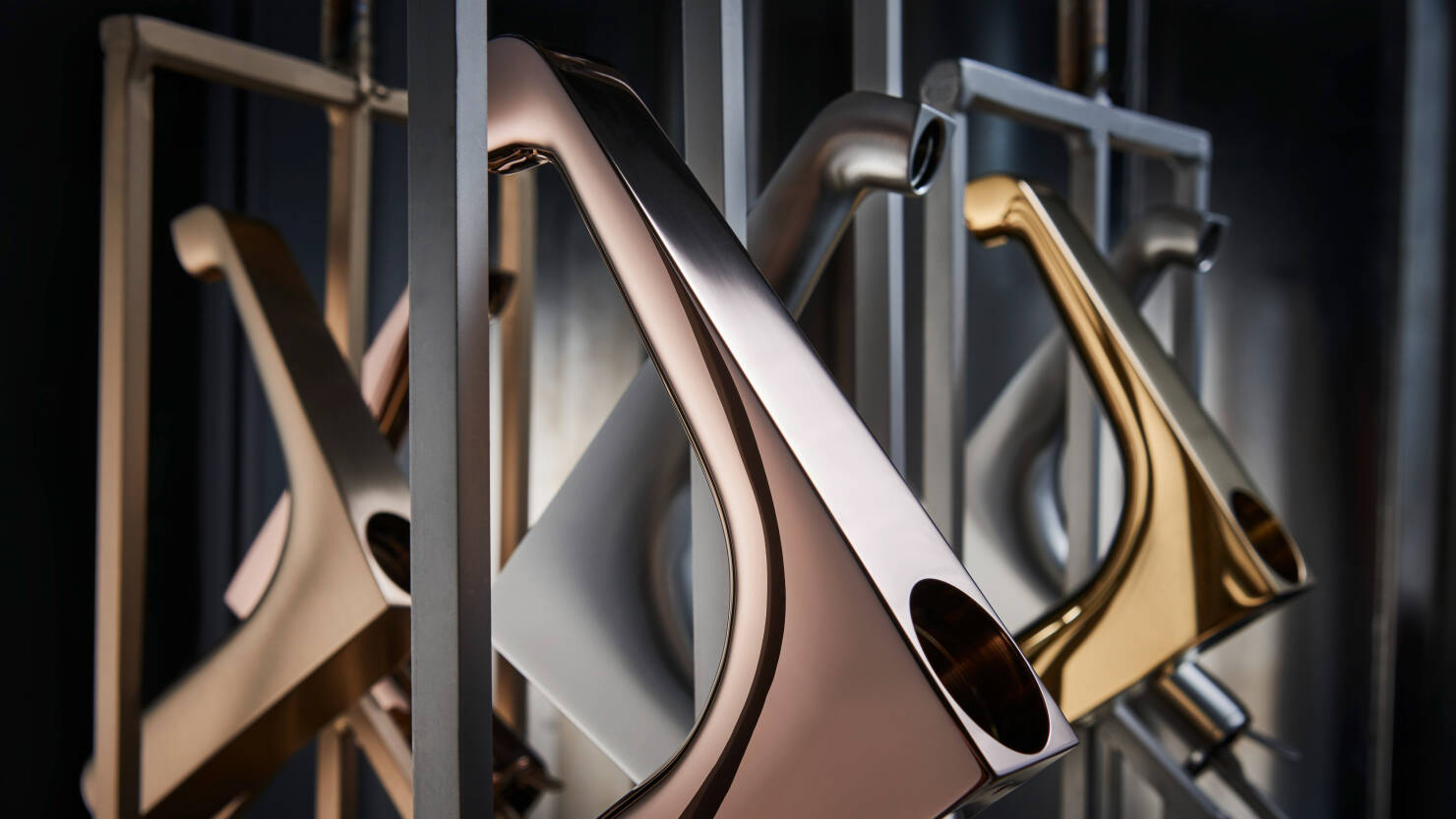 Design faucets in the AXOR PVD chamber. Design faucets in the AXOR PVD chamber.