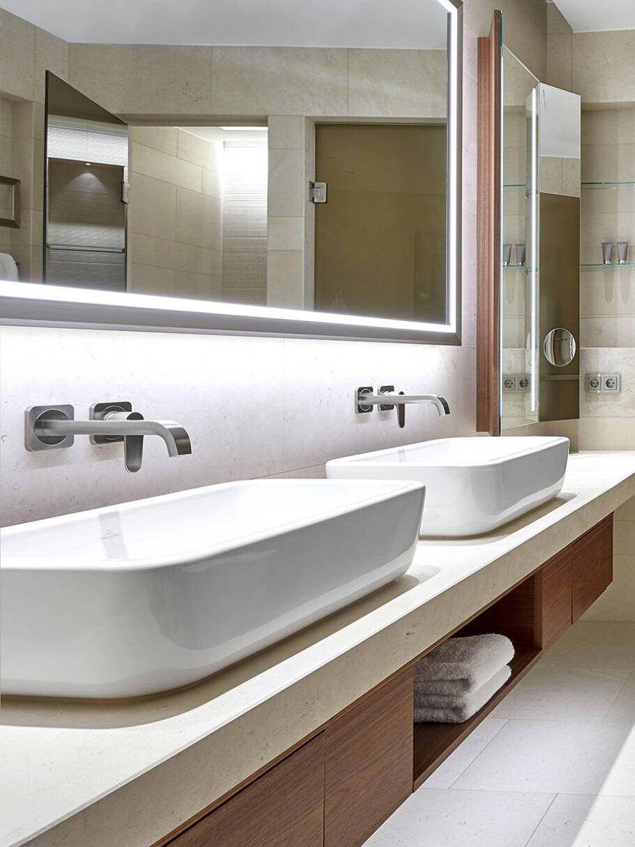 Hamburg’s luxury hotel The Fontenay: furnished with AXOR. Hamburg’s luxury hotel The Fontenay: furnished with AXOR.