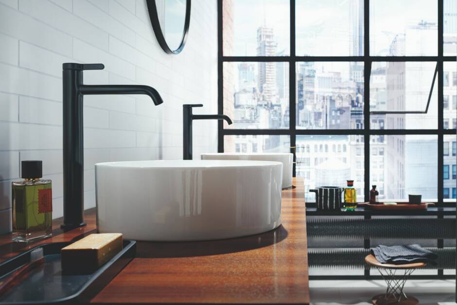 Slender faucet with new interaction AXOR One