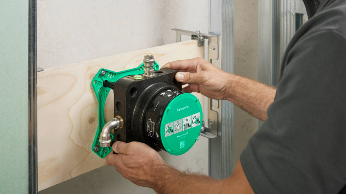 Installing Ibox iBox universal 2 : le corps d’encastrement pour la salle de bains
