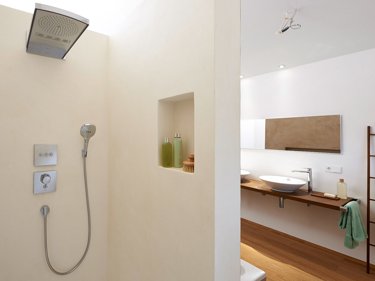 Renovating & modernising the bathroom - to make it more attractive