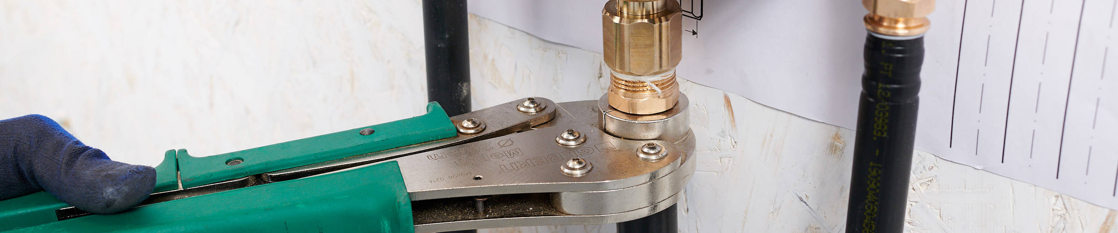 Installation RainButton: Einbau der iBox Control. Installation RainButton: Einbau der iBox Control.