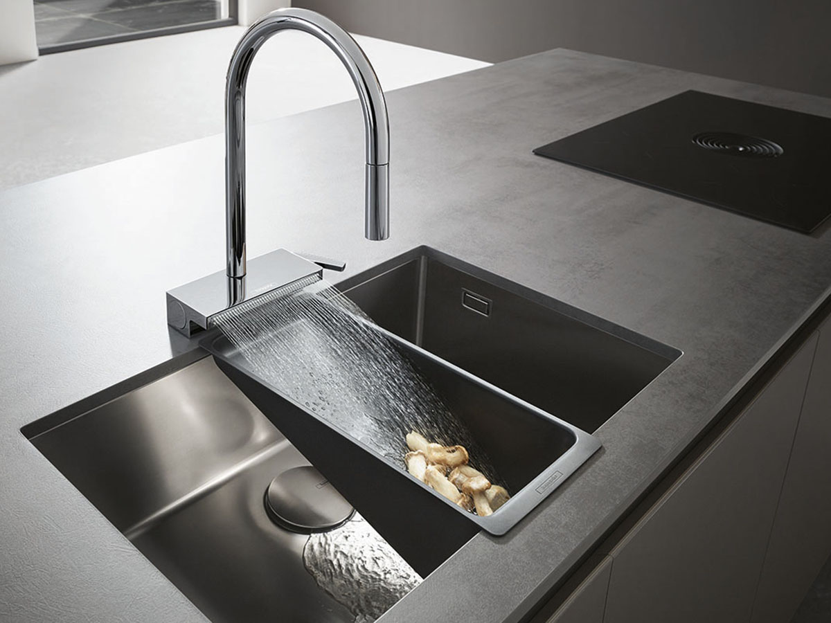 Badneuheiten 2021 Hansgrohe Pro DE   Kitchen Mixer Aquno Select M81 Part Ambiance With Sieve 4x3 