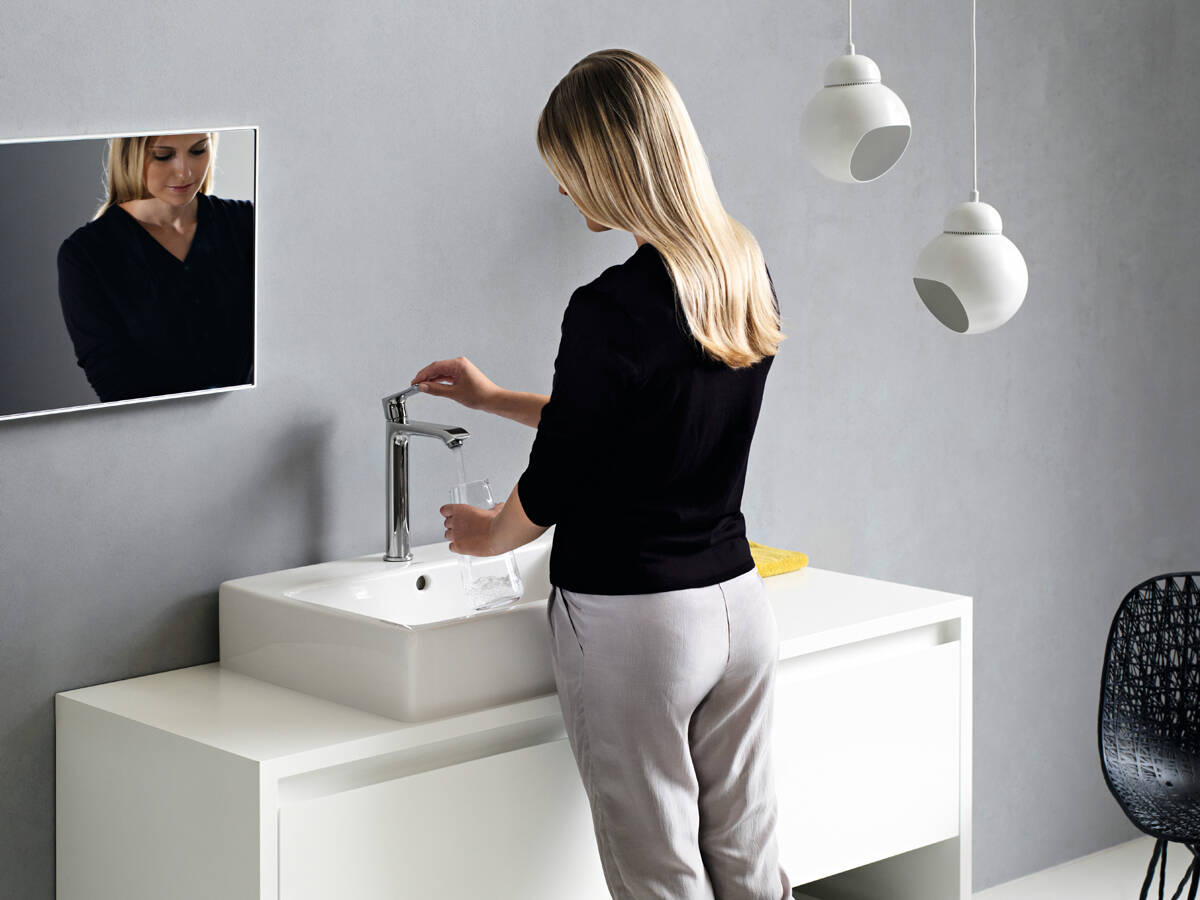 hansgrohe Lavabos: Xelu Q, Lavabo con repisa a la izquierda 800/480, sin  orificio para grifo ni rebosadero, SmartClean, ref. 61032450