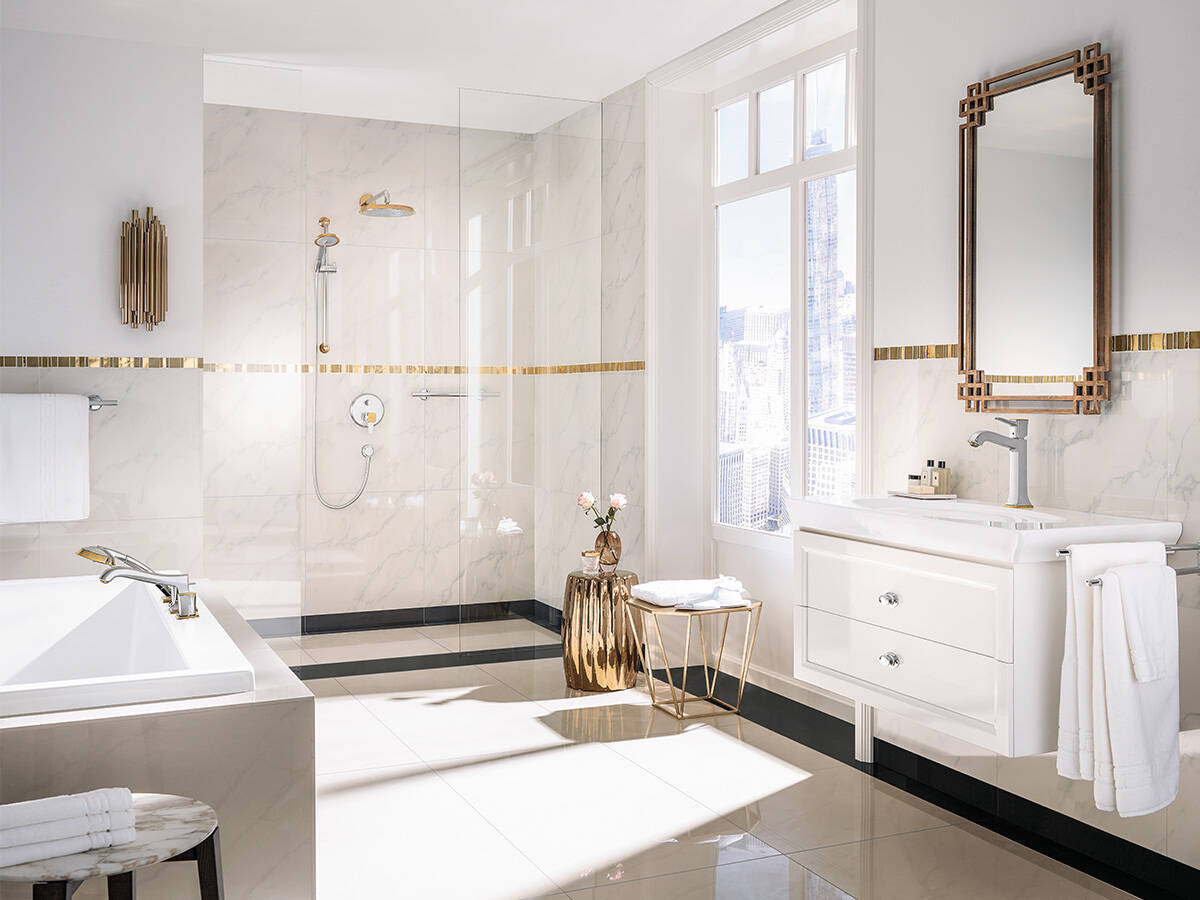 Classic Bathroom Designs / Traditional Bathroom Design at its Best. | Traditional ... : Use these white bathroom ideas to create a sparkling space using white and similar neutral hues.