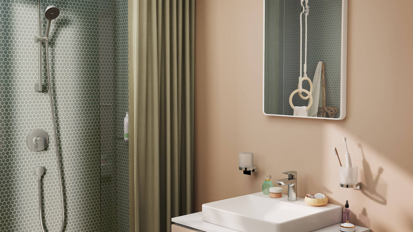 Neovis Q at the washplace and in the shower.