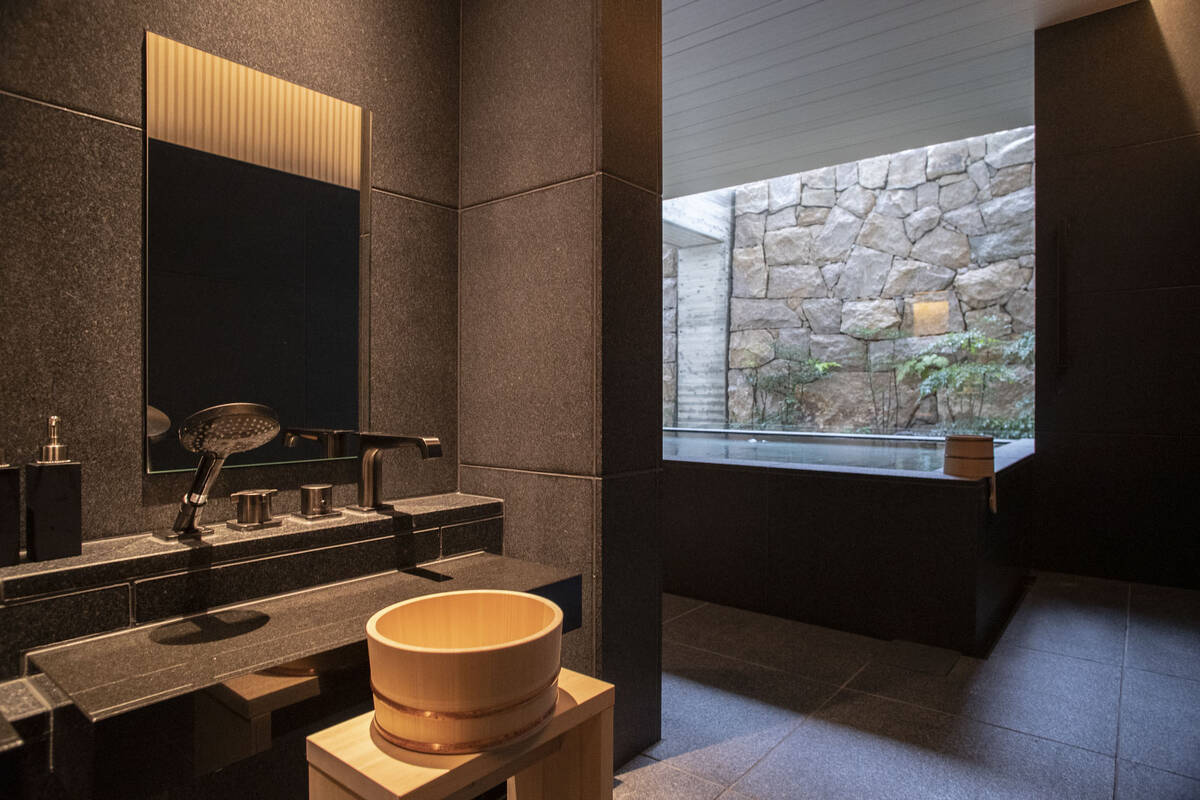 Private onsen 洗い場