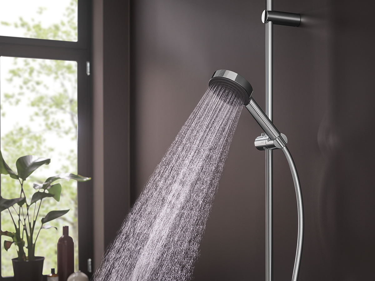 Hansgrohe 2024 Raindance Classic 6-inch Showerhead Easy Install Classic 3-Spray RainA