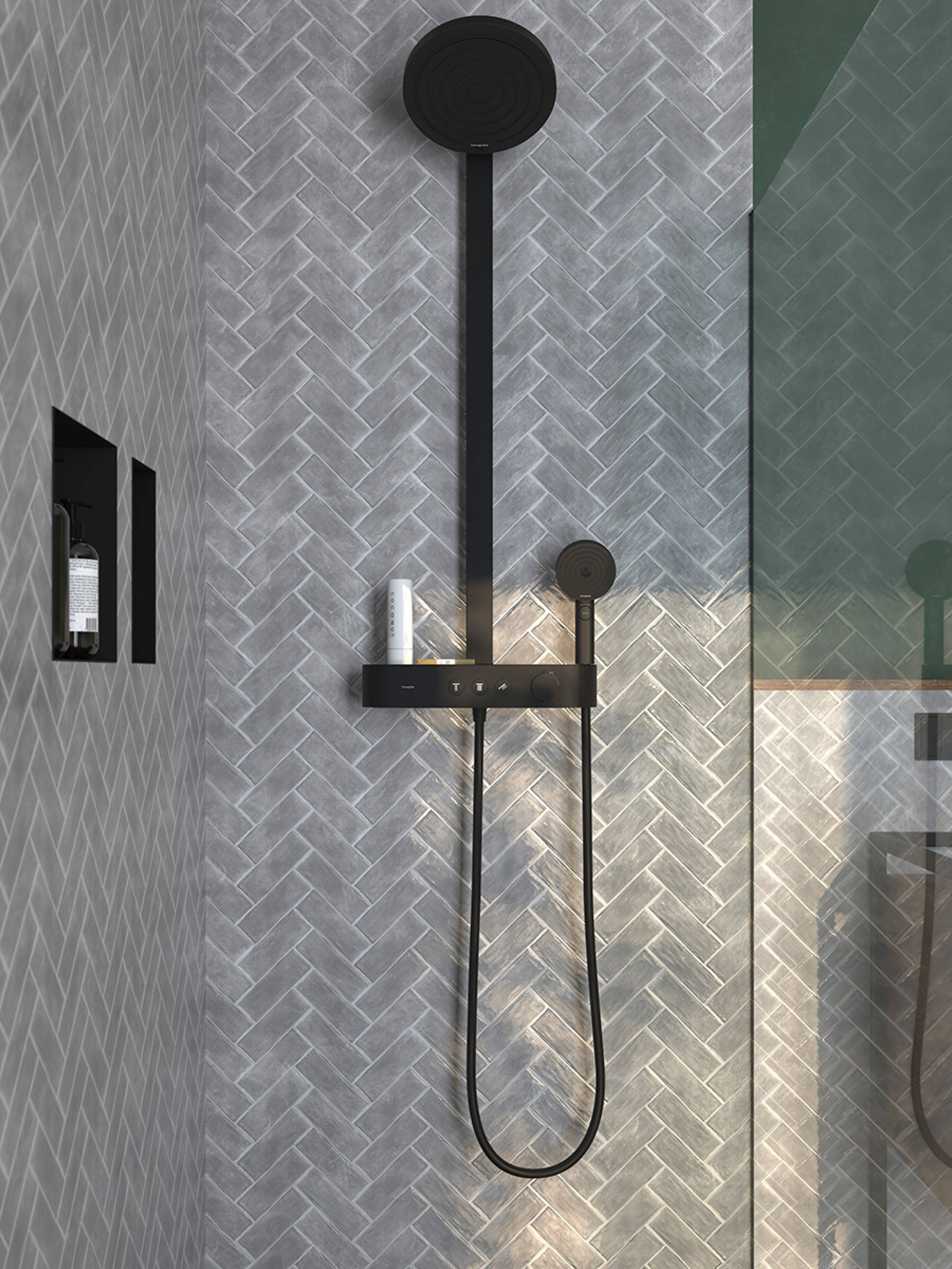 Showerpipe très confortable et facile à installer.