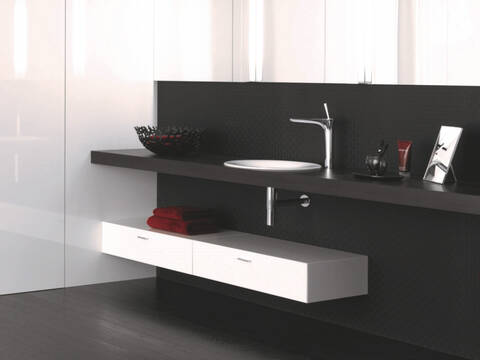 hansgrohe designer trap on a modern wash basin.