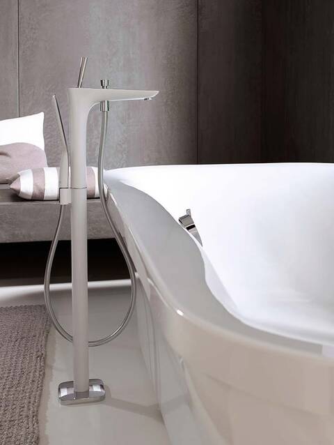 Bathtub faucets & tub fillers