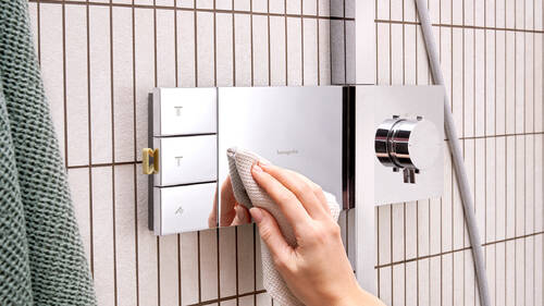 Cleaning tip for the shower