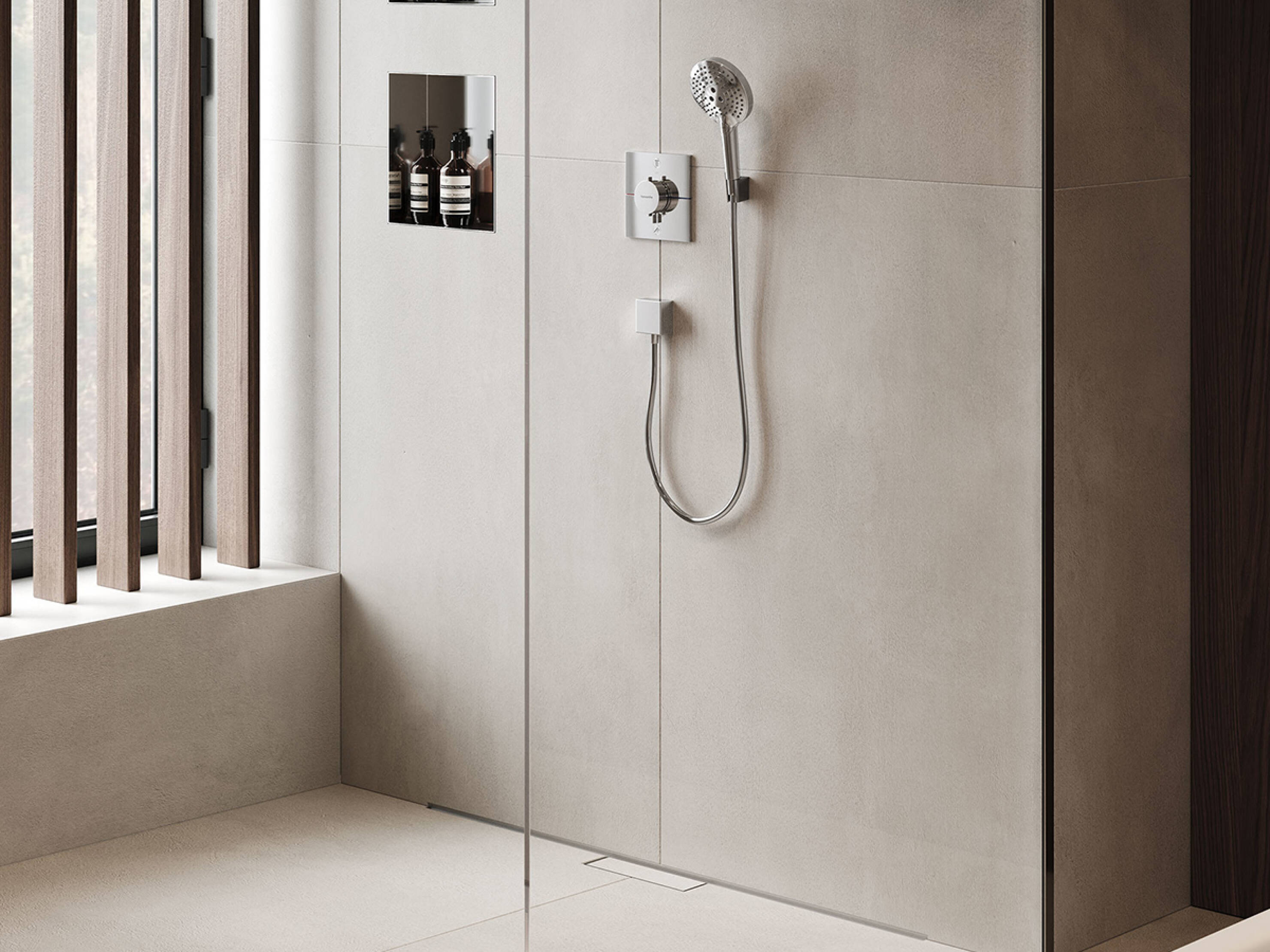 RainDrain Minimalistic mit der befliesten Designabdeckung. RainDrain Minimalistic mit der befliesten Designabdeckung.
