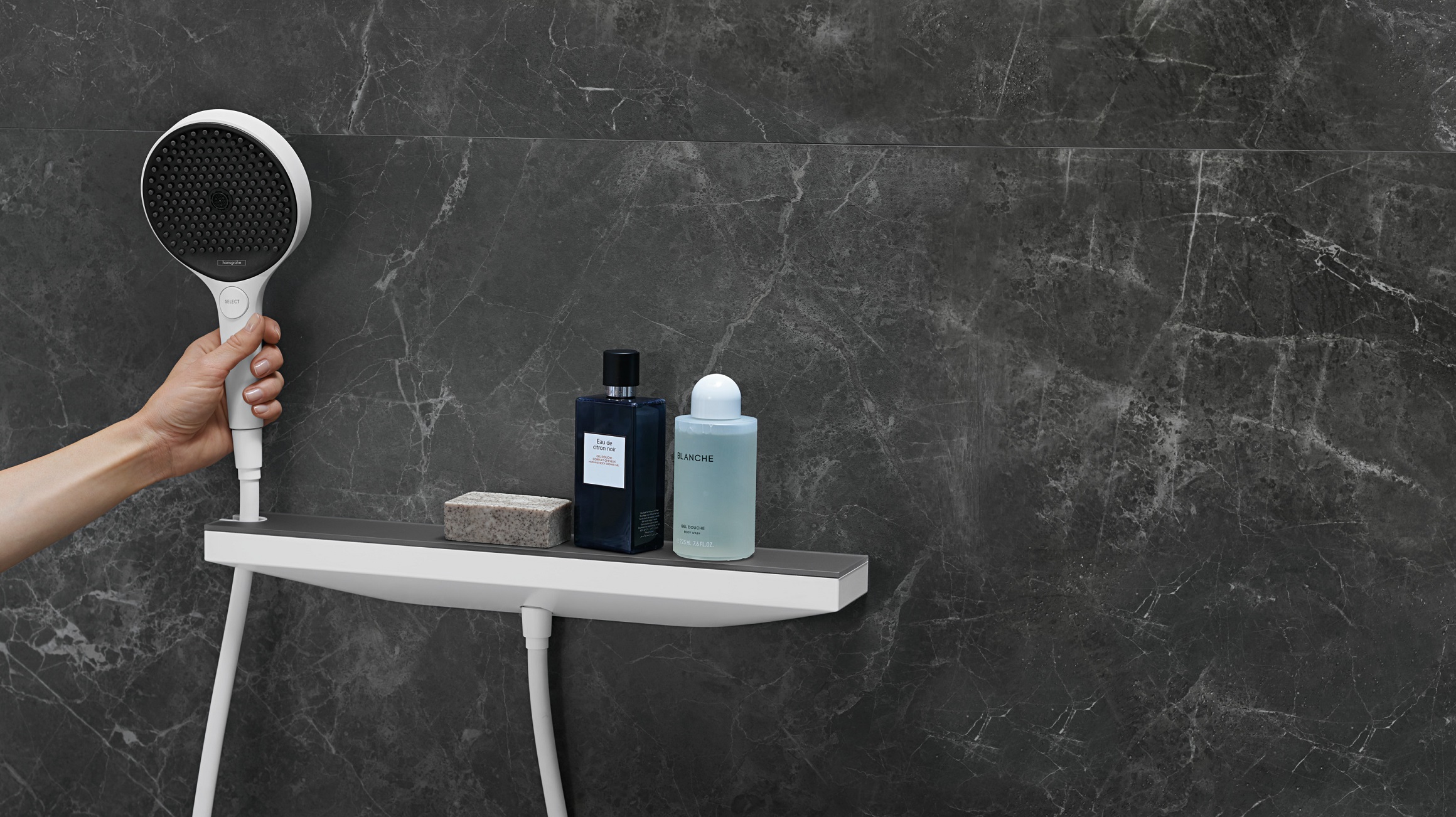 Zweifarbige Premiumbrausen Rainfinity | Hansgrohe Pro DE
