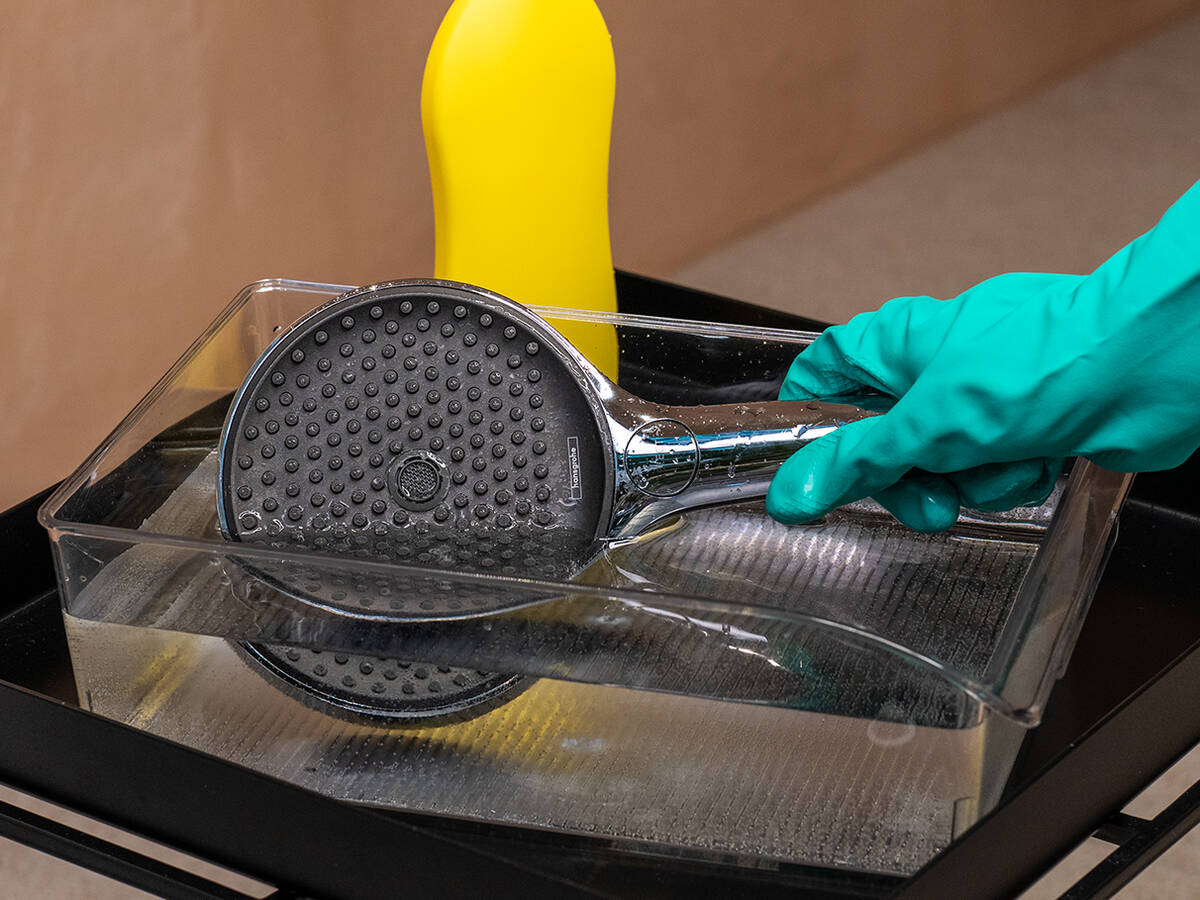 Limescale-free showers in an instant