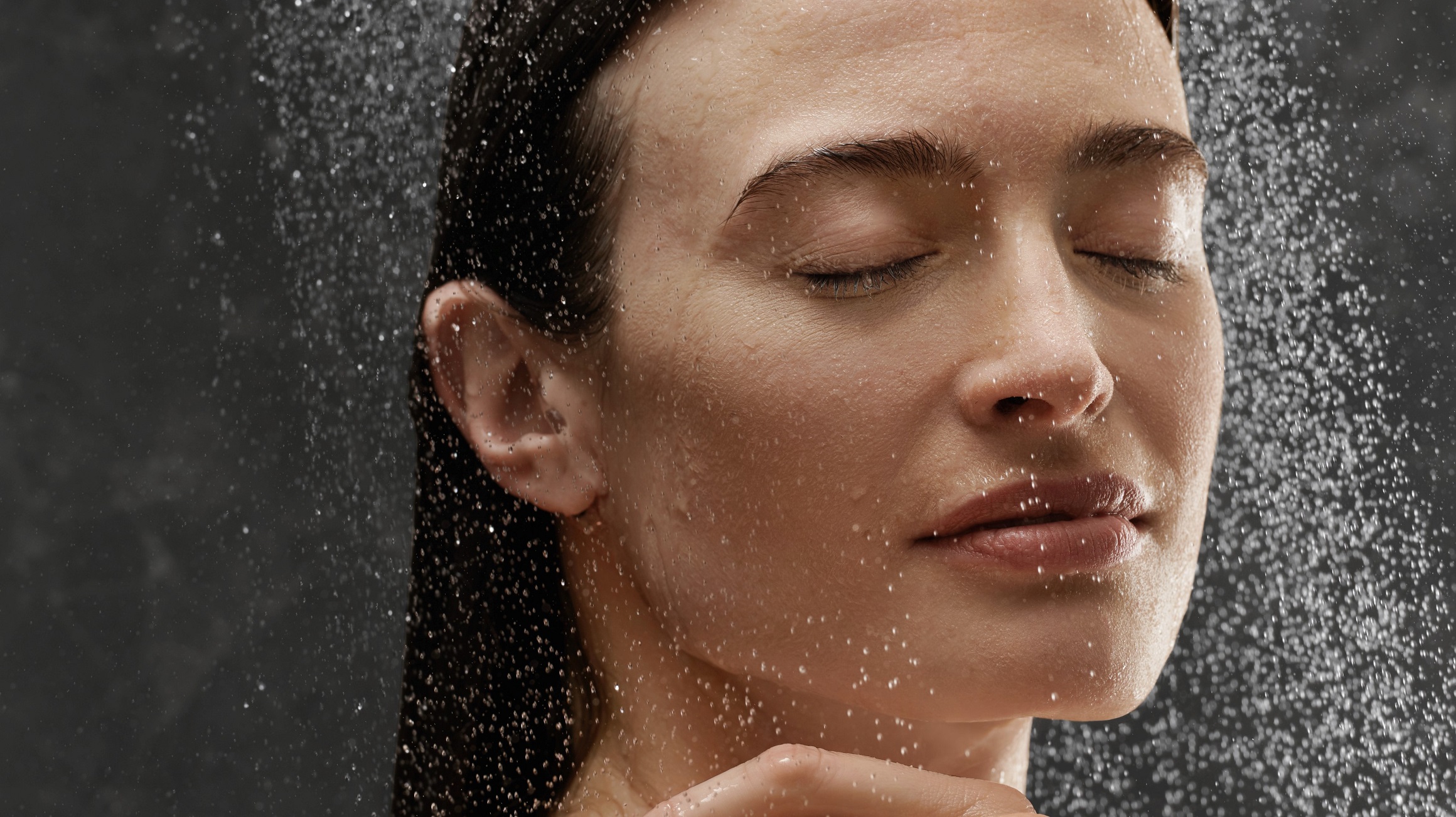 Zweifarbige Premiumbrausen Rainfinity | Hansgrohe Pro DE