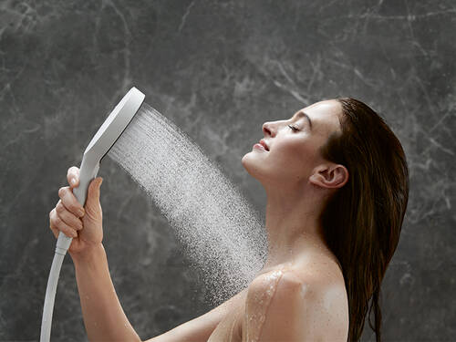 Discover hansgrohe Rainfinity showers.