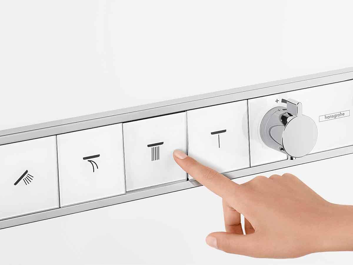 RainSelect by hansgrohe: intuitive to operate.