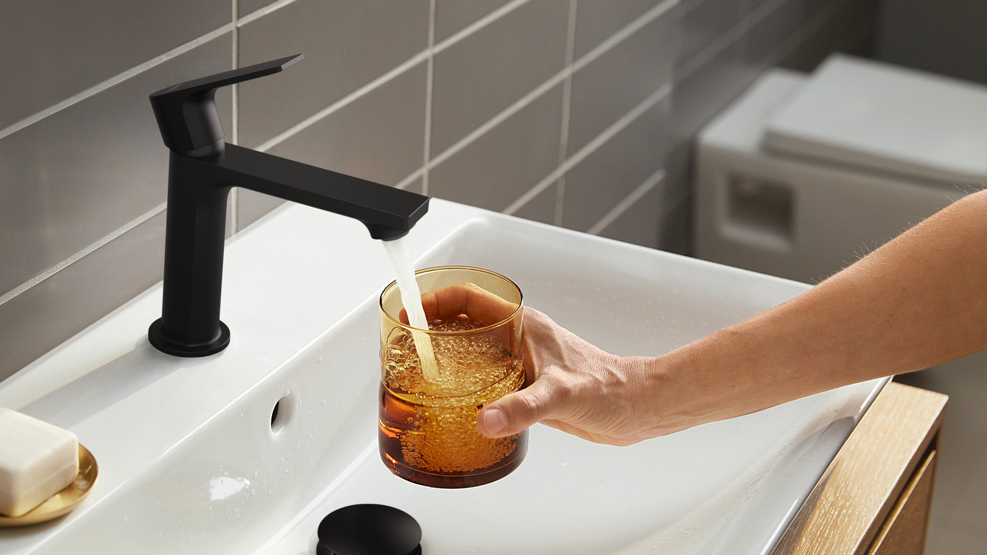 Rebris Faucets: Modern Design in Two Variants
